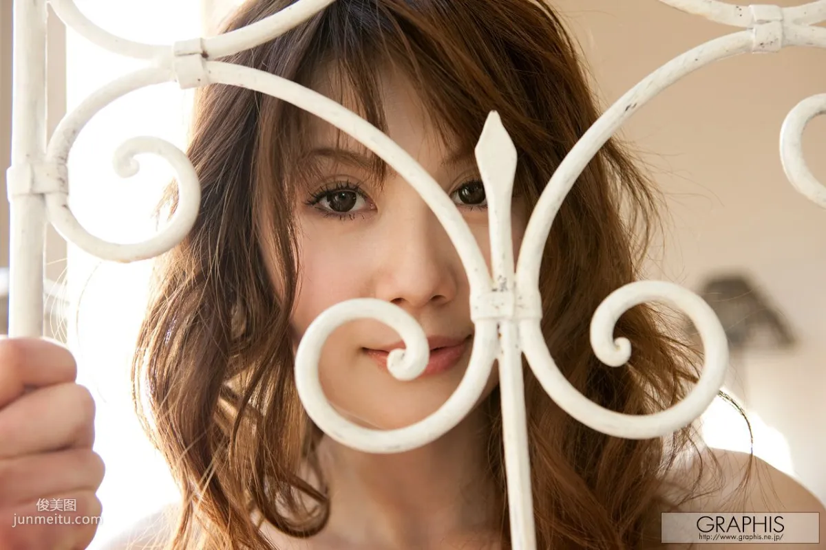 Erika Kirihara: Graphis First Gravure photo 10