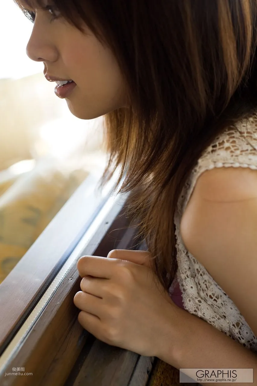 Haruka Ito: Graphis Look! Gals photo 6