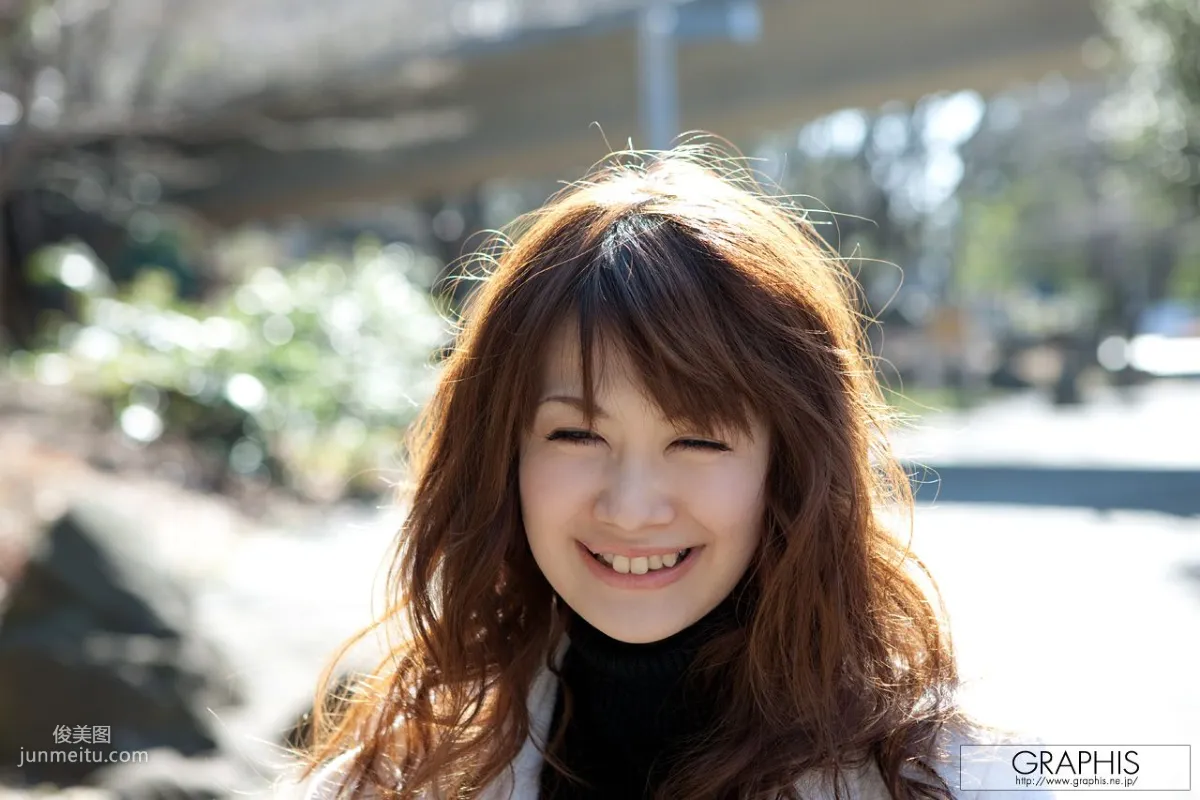 Erika Kirihara: Graphis First Gravure photo 2