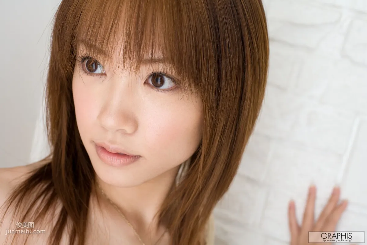 Reika Shiina, Gold, [Graphis] Gals Photo Set photo 6