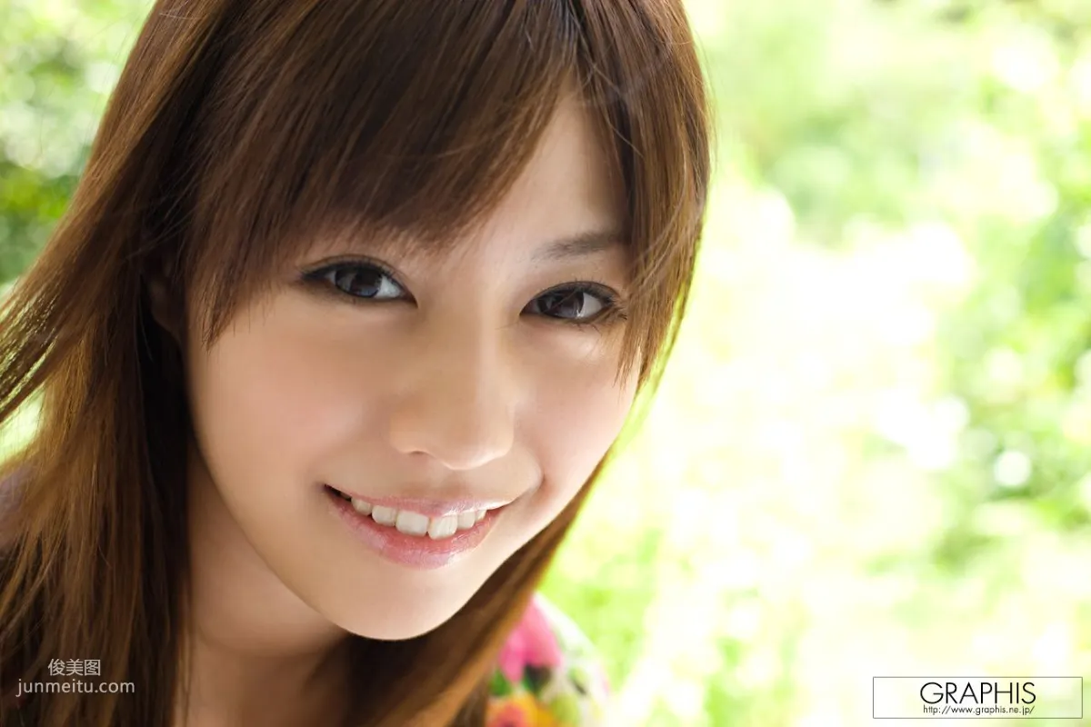 瑠川リナ/琉川里菜《Pure and Cute》 [Graphis] Gals 写真集2