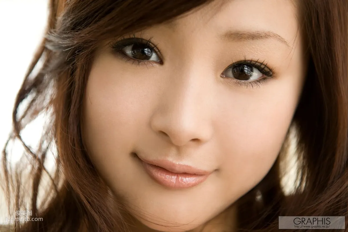 Suzuka Ishikawa [Graphis] First Gravure, First Nude Girl Photo Set photo 10