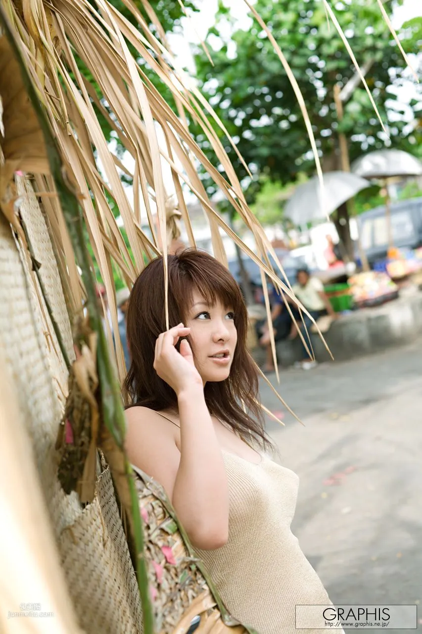 Minori Hatsune 初音みのり [Graphis] First Gravure 初脱ぎ娘 写真集4