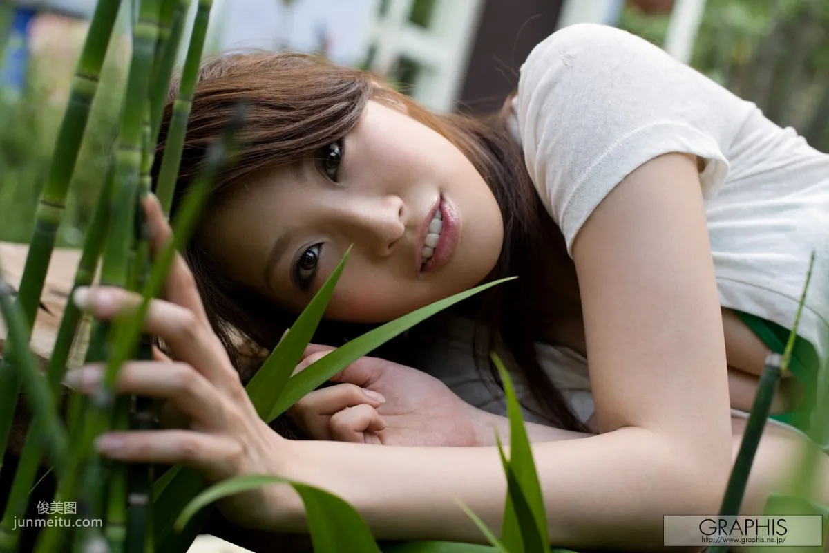 Reira Amane: Graphis First Gravure photo 4