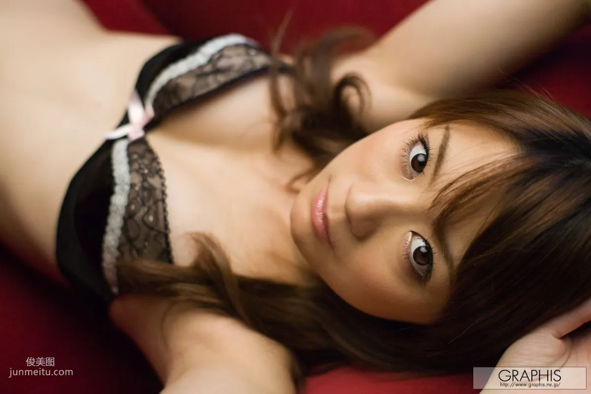 Mayuka Akimoto: Graphis First Gravure photo 50