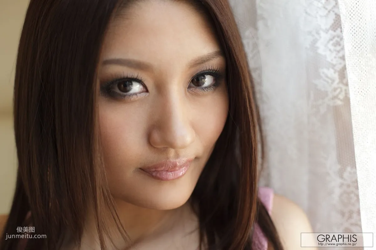 Rina Fujimoto: Graphis First Gravure photo 19