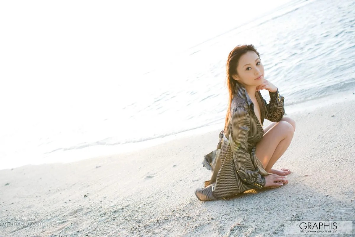 Miina Yoshihara/Miina Yoshihara [Graphis] First Gravure, First Nude Girl Photo Set photo 14