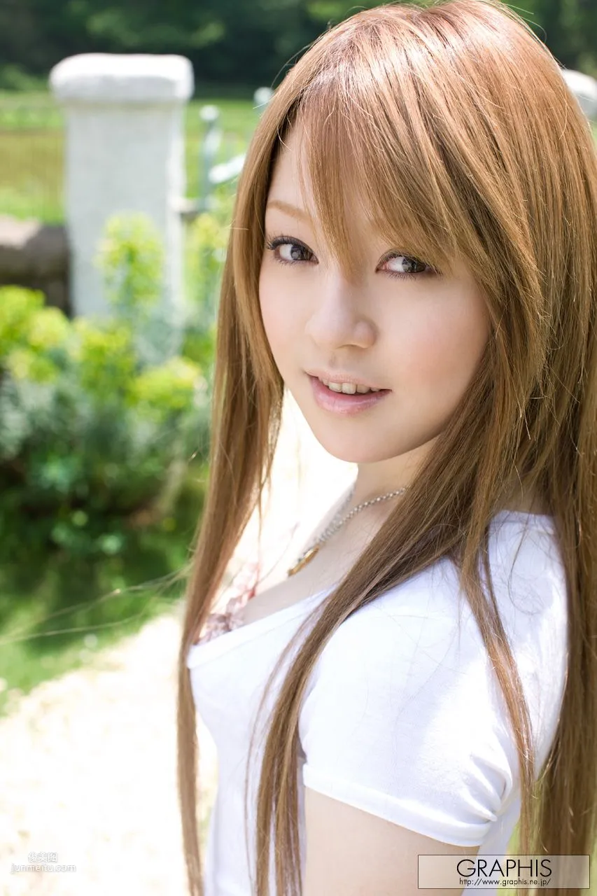 Ria Sakurai [Graphis] First Gravure, First Nude Girl Photo Set photo 2
