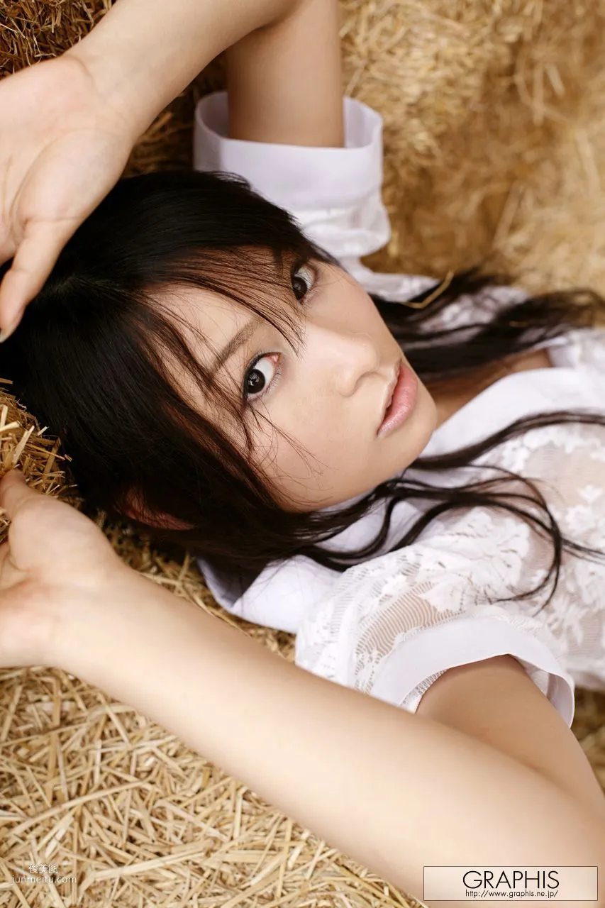Nurie Mika: Graphis First Gravure photo 26