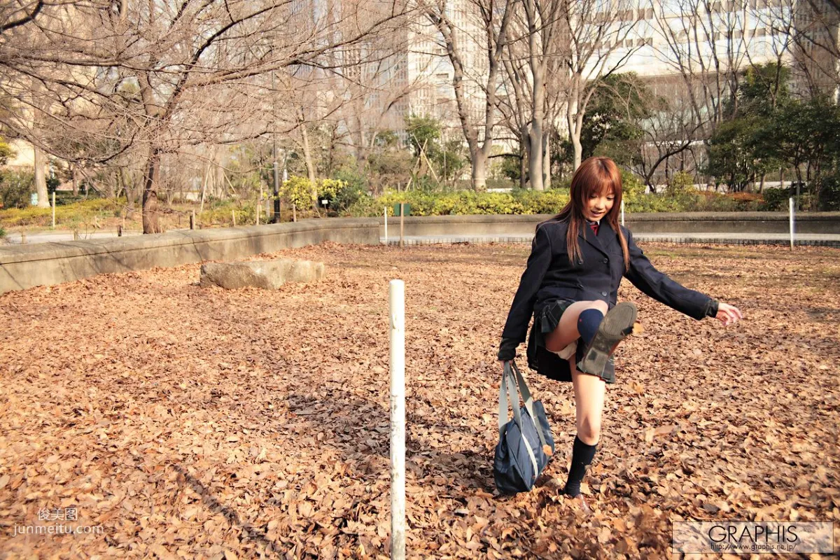 大塚ひな/大冢雏《es》 [Graphis] Gals 写真集9