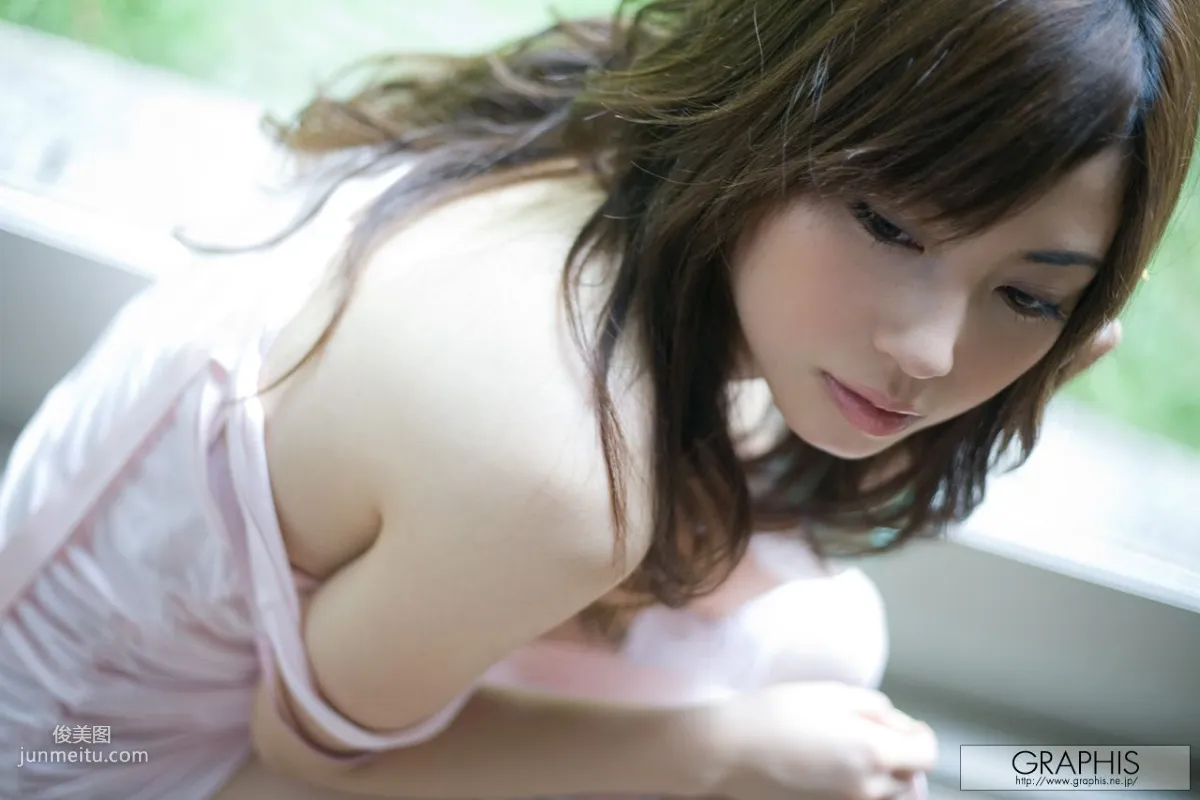Miyuki Yokoyama, White Snow [Graphis] Gals Photo Set photo 7