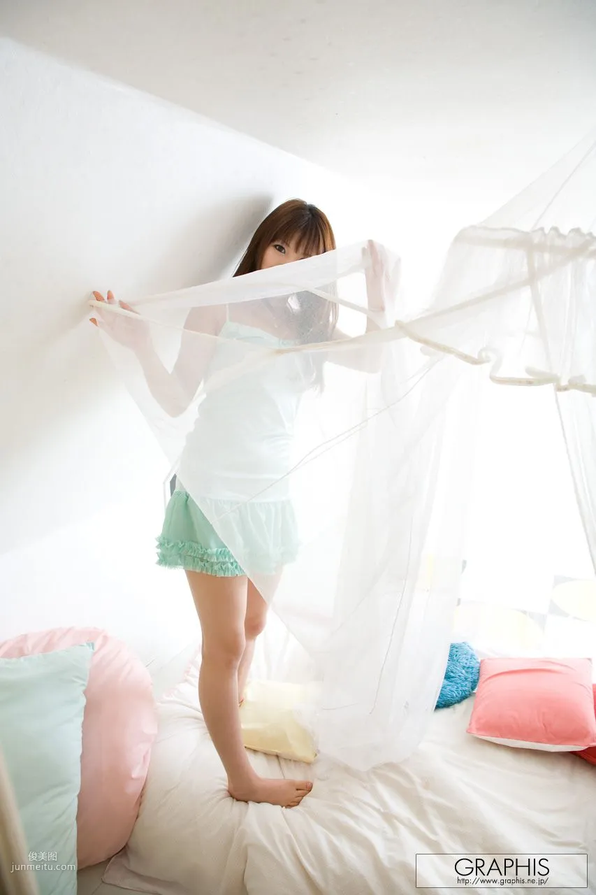 音羽かなで/音羽奏《soulou》 [Graphis] Gals 寫真集 13