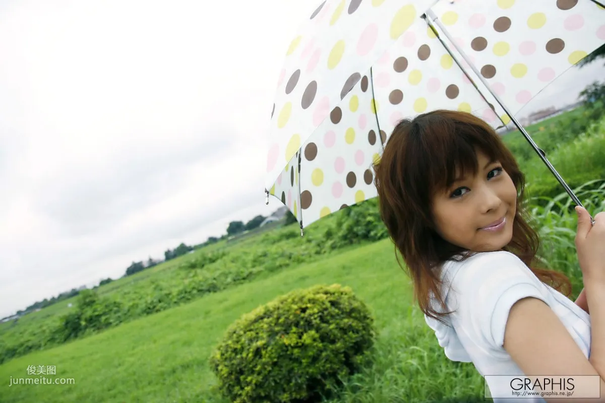 Sakurako: Graphis First Gravure photo 3