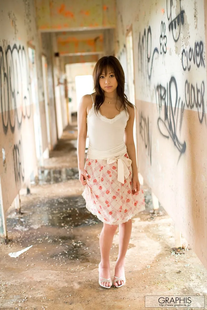 Miina Yoshihara/Miina Yoshihara [Graphis] First Gravure, First Nude Girl Photo Set photo 4