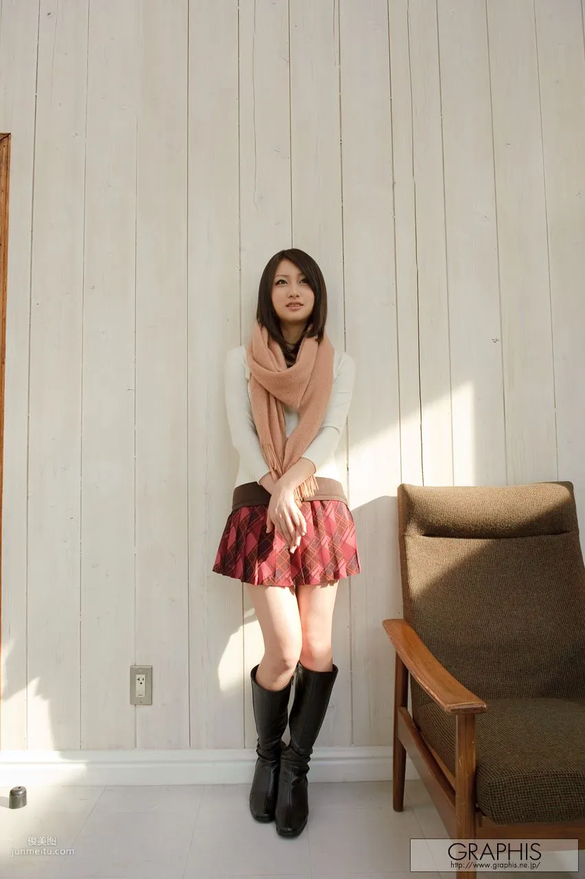 Saki Yano: Graphis First Gravure photo 4