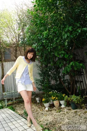 大島彩《Claire》 [Graphis] Gals 寫真集