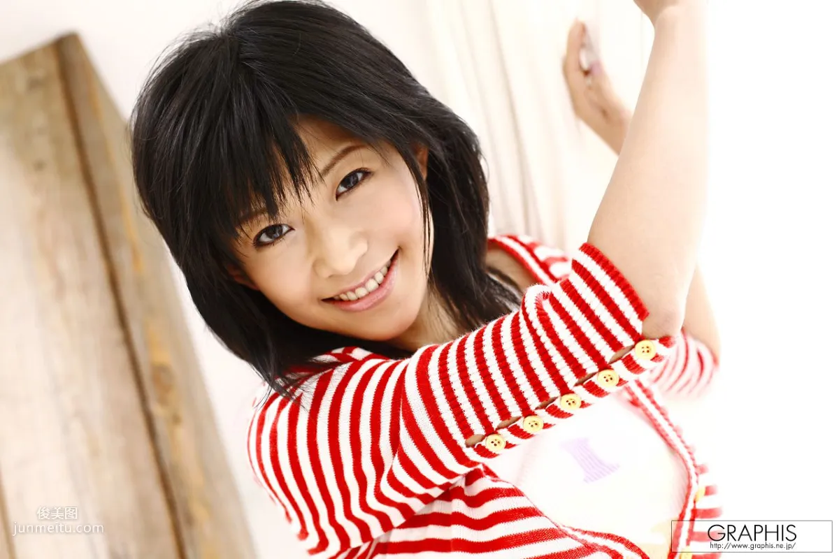 範田紗々《Natural Distance》 [Graphis] Gals 寫真集 2