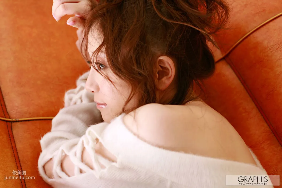 Airin: Graphis First Gravure photo 26