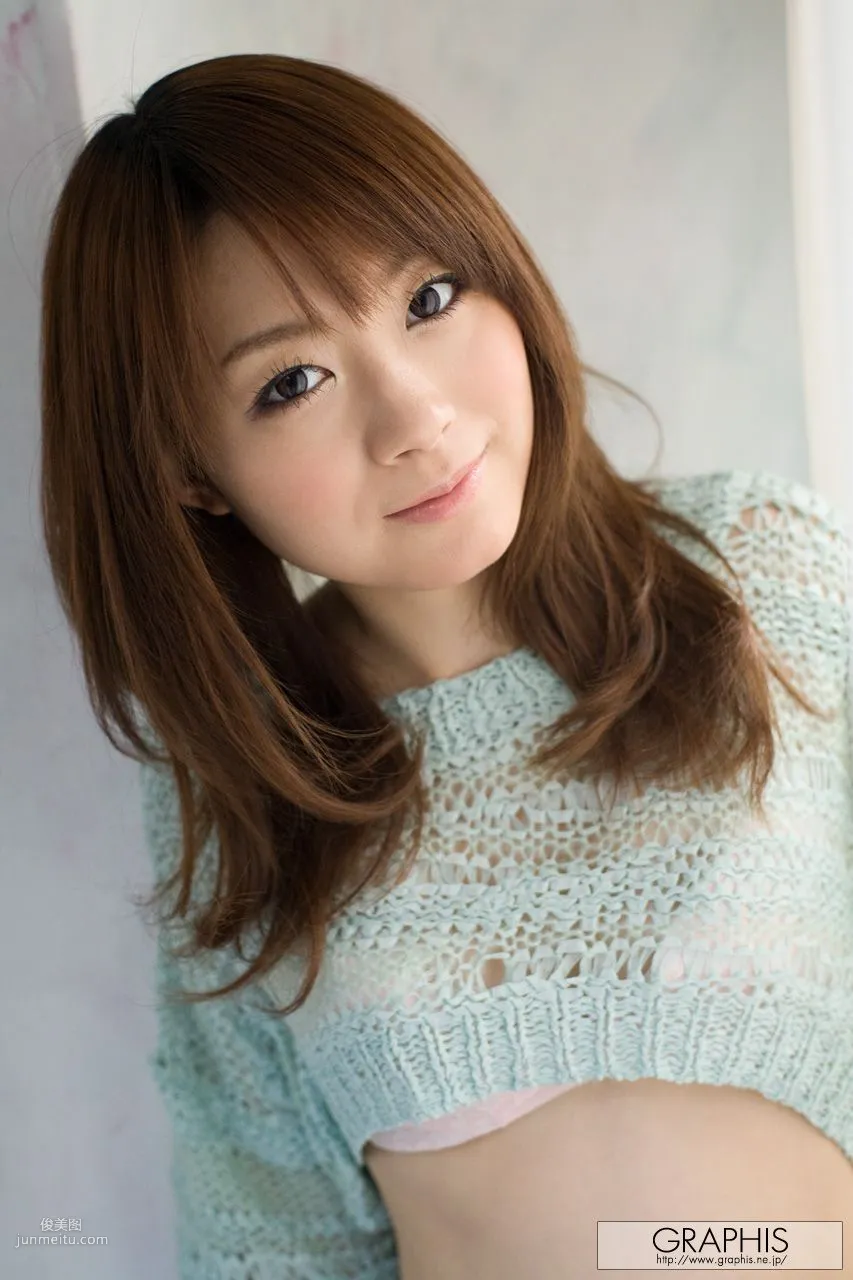 Mayuka Akimoto: Graphis First Gravure photo 39