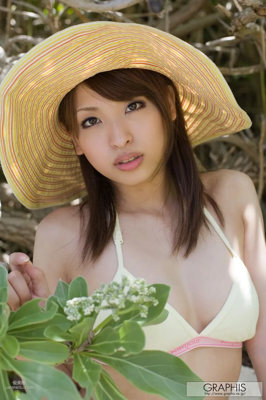 秋山祥子《Lucky》 [Graphis] Gals 写真集2