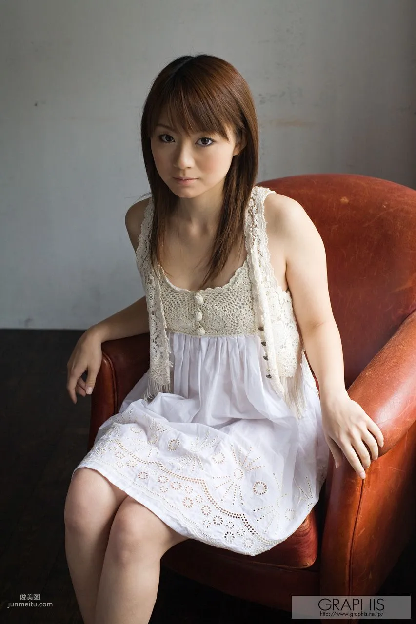 Mayuka Akimoto: Graphis First Gravure photo 26