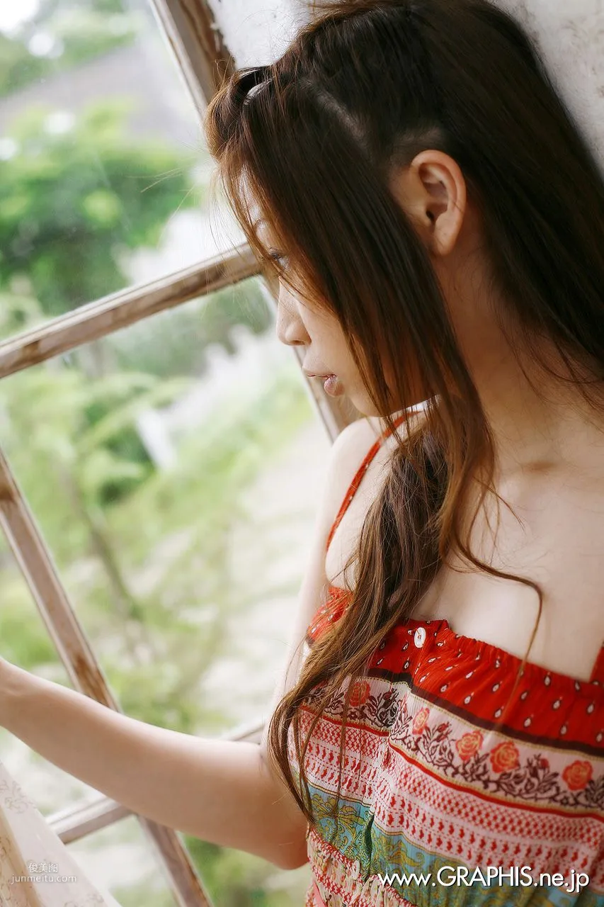 Ayumi Kobayashi [Graphis] First Gravure, First Nude Girl Photo Set photo 16