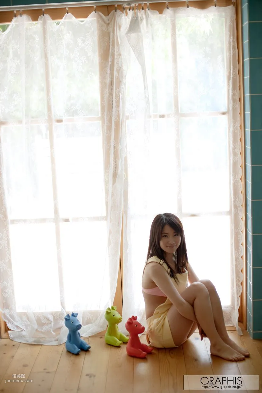Mahiro Aine: Graphis Sweet Candy Gals photo 11