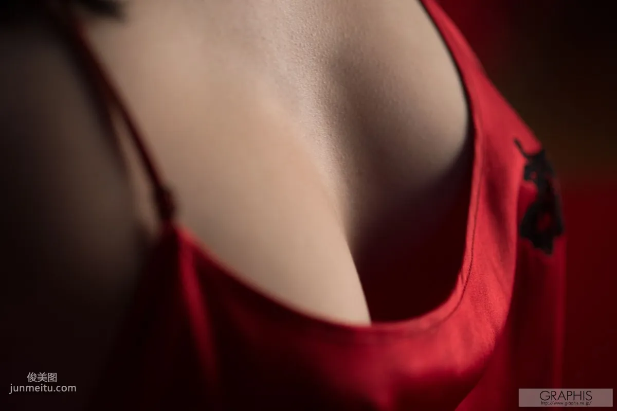 Yuuzuki Ai, Wonderful Melons, [Graphis] Gals Photo Set photo 33