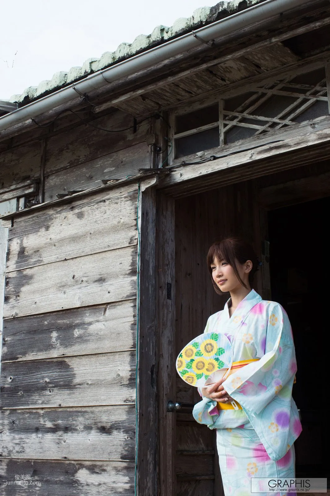 Minami Kojima "2nd Season" [Graphis] Special Contents Photo Set photo 19