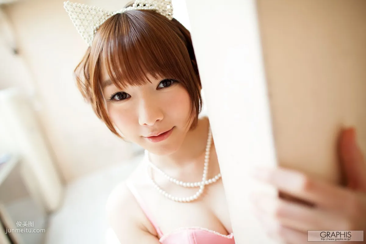Ayane Suzukawa: Graphis First Gravure photo 22