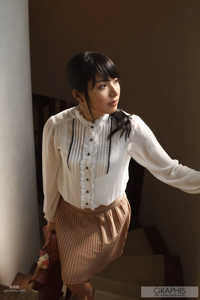 由愛可奈《Further Growth》》 [Graphis] Special Contents 寫真集 17