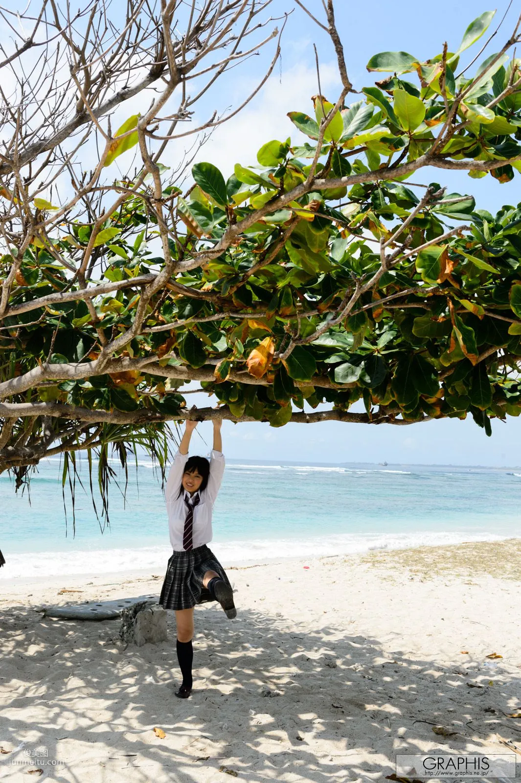 Mayu Sato: Graphis First Gravure photo 23