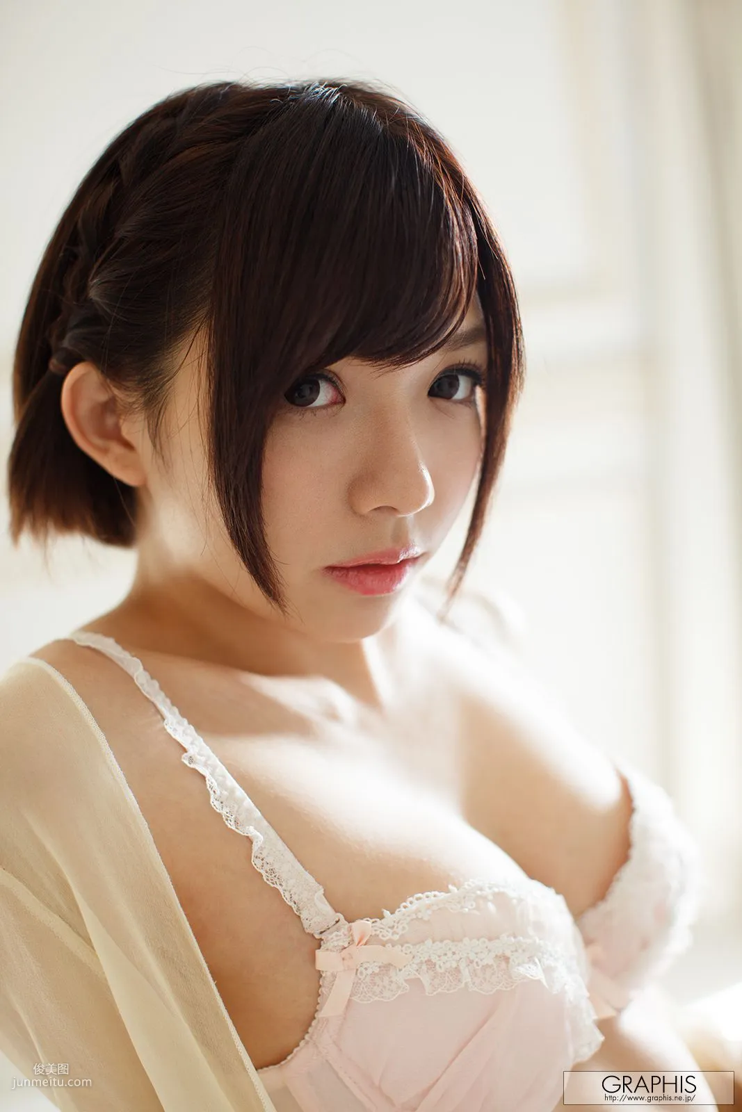 Rika Mari: Graphis First Gravure photo 15