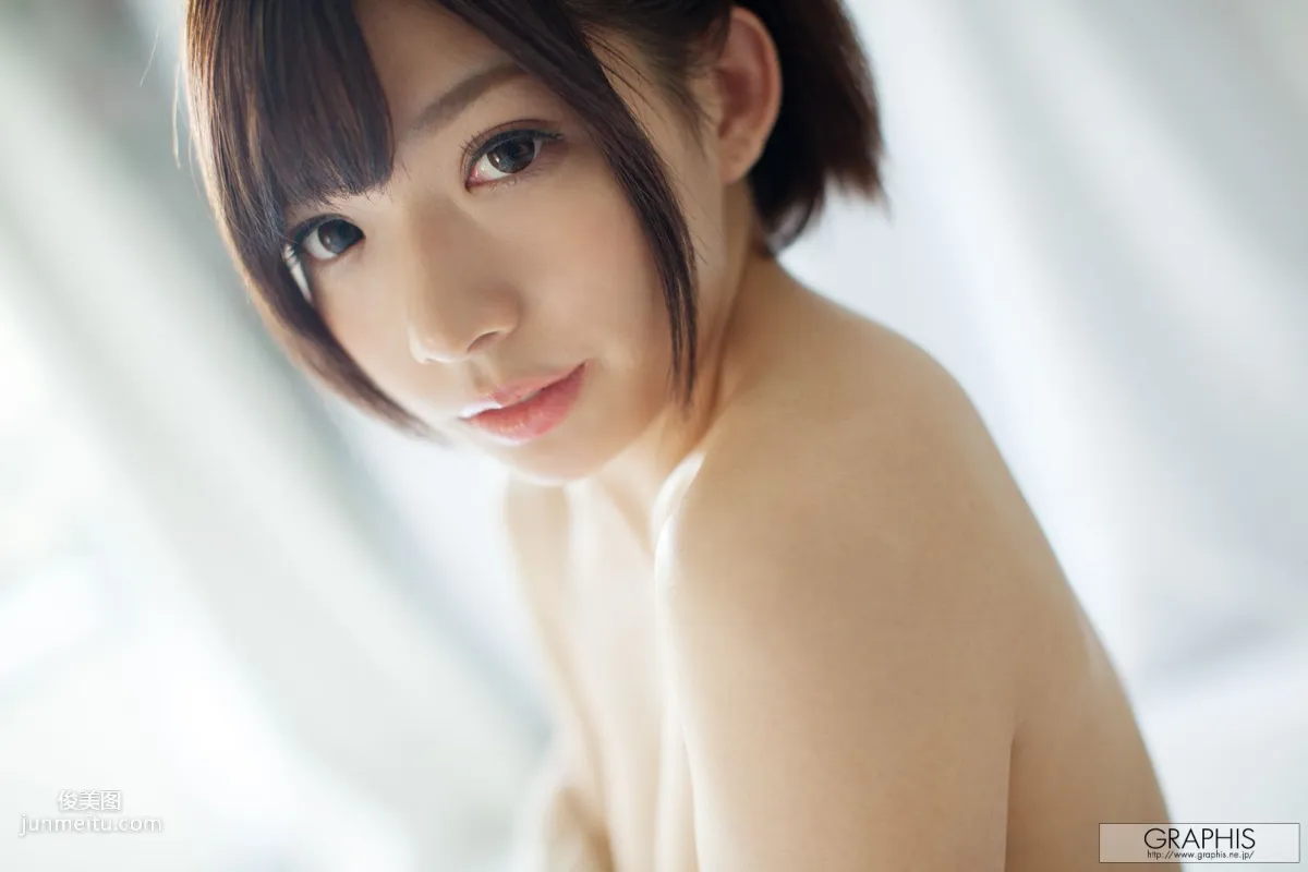 Rika Mari: Graphis First Gravure photo 19