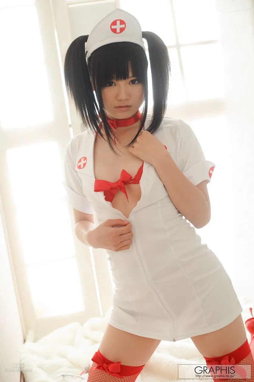 Ai Eikura: Graphis First Gravure photo 30