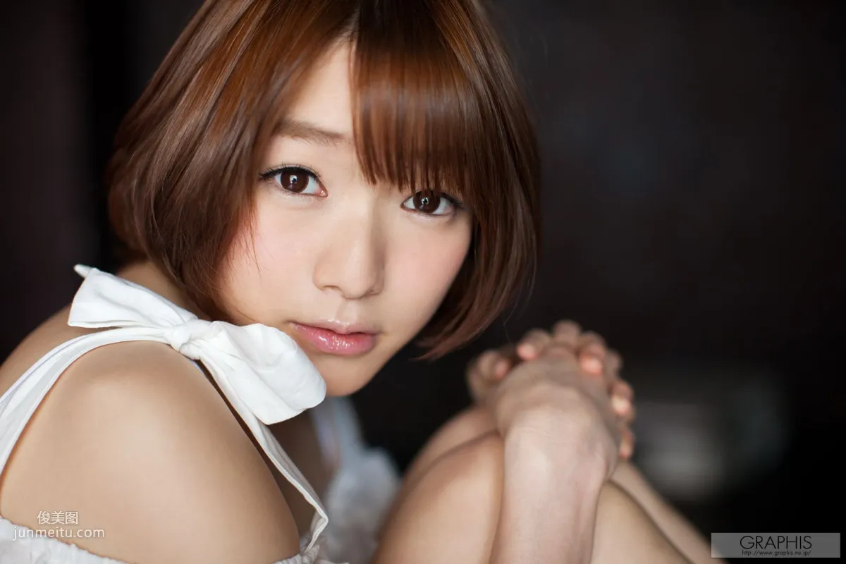 Ayane Suzukawa: Graphis First Gravure photo 11