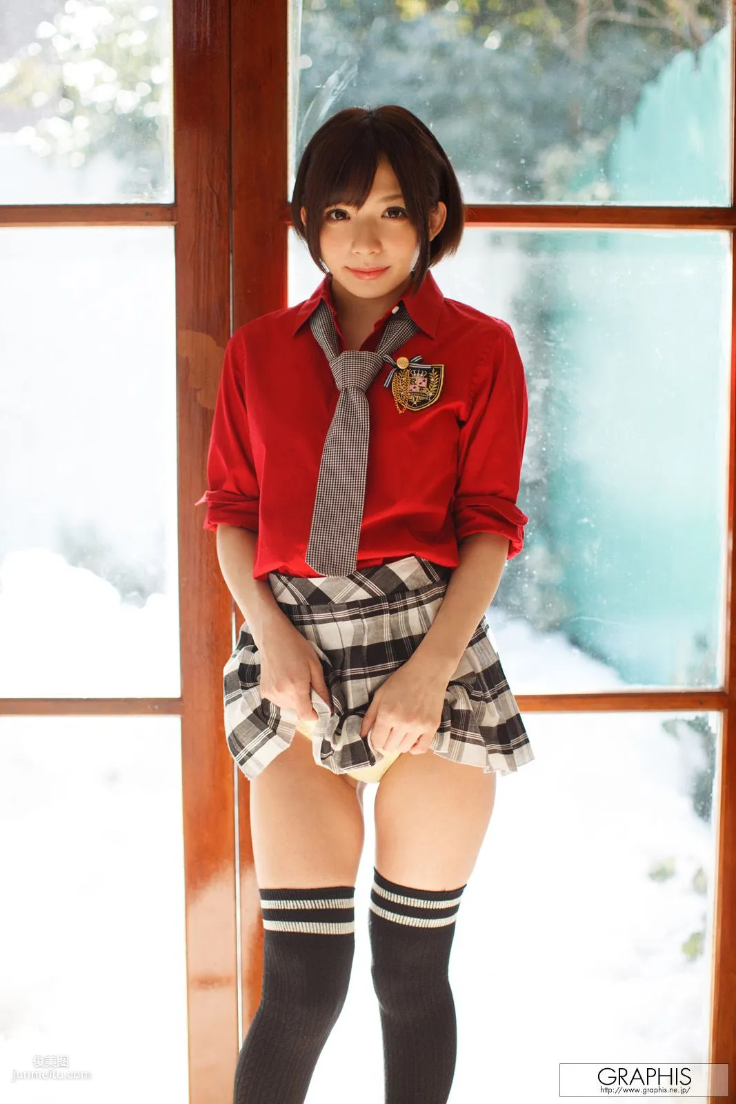 Rika Mari: Graphis First Gravure photo 5