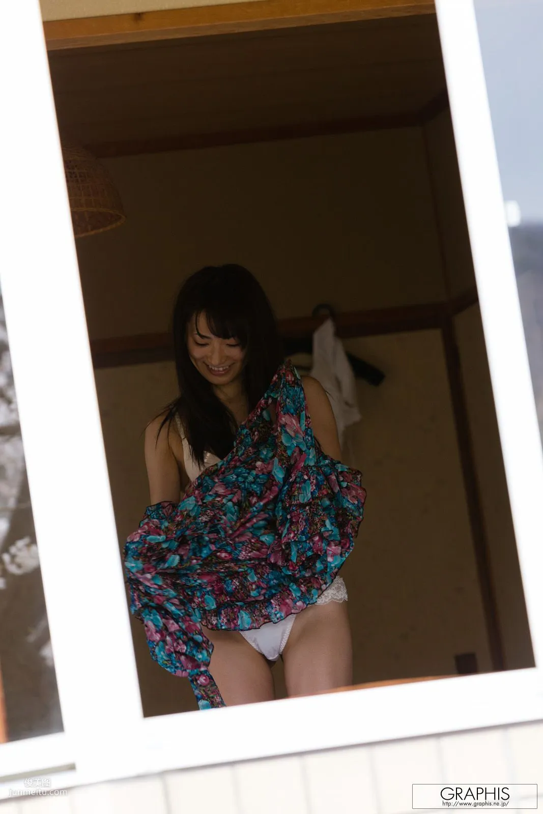 香西咲《Footloose》 [Graphis] Gals 写真集7