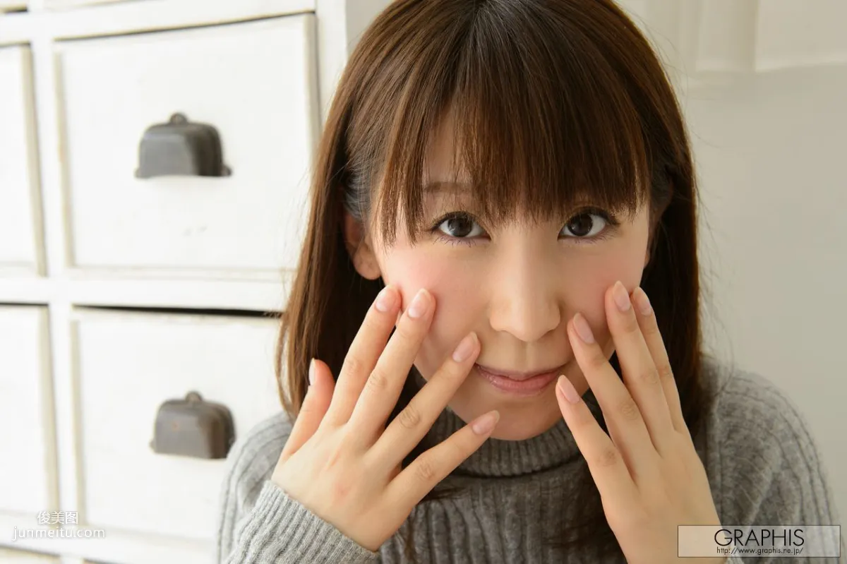 Chibana Meisa [Graphis] First Gravure, First Stripping Girl Photo Set photo 25