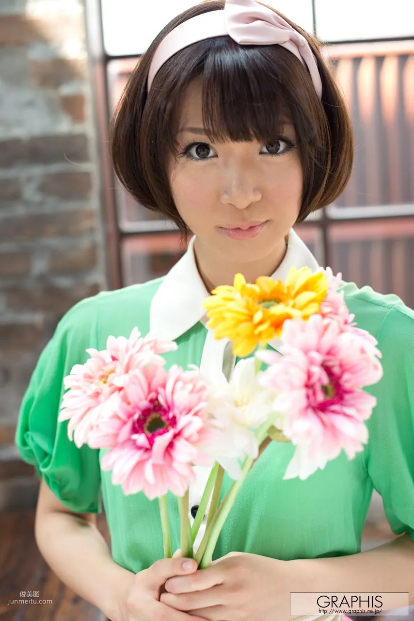 Mayu Kamiya: Graphis First Gravure photo 15