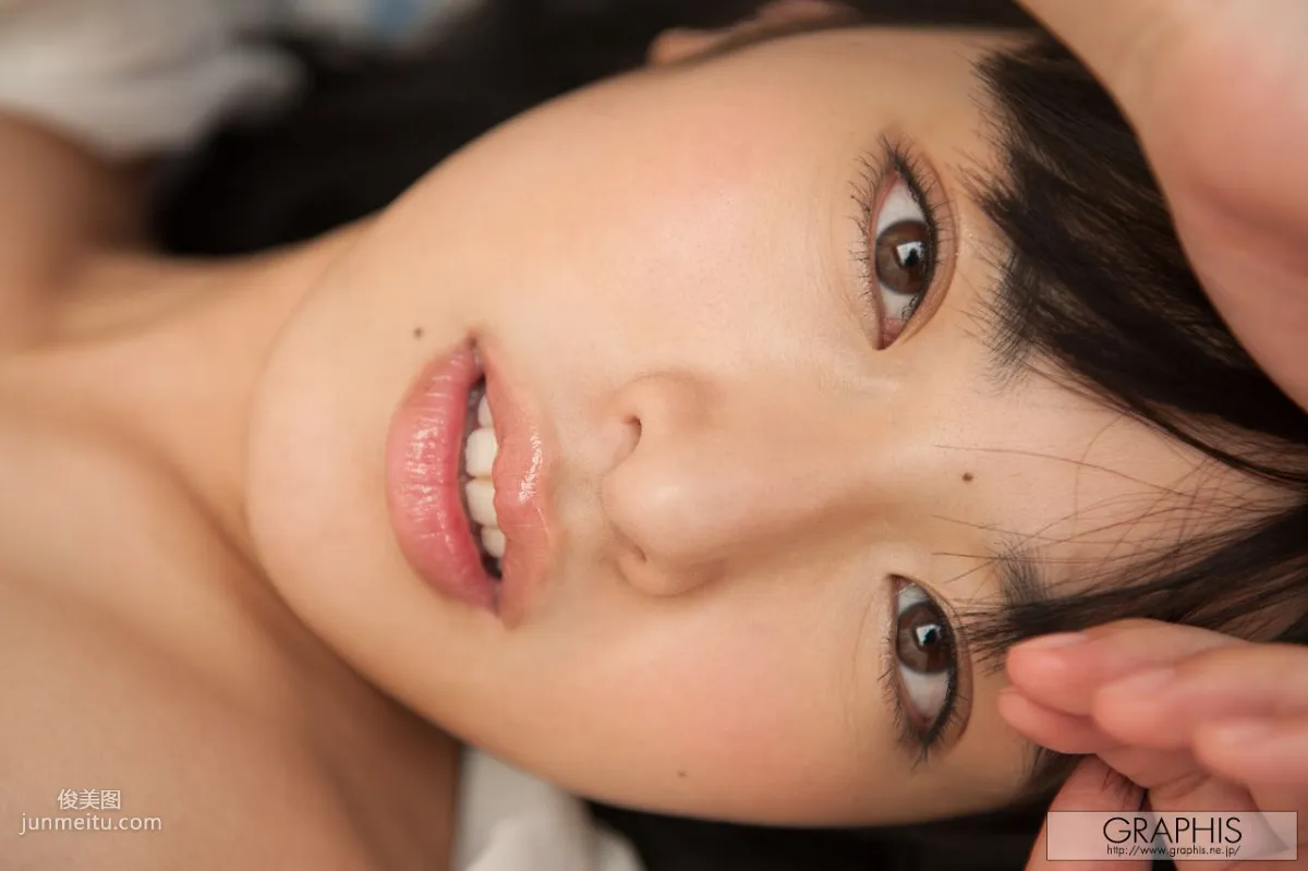 由爱可奈《Identity》 [Graphis] Gals 写真集18
