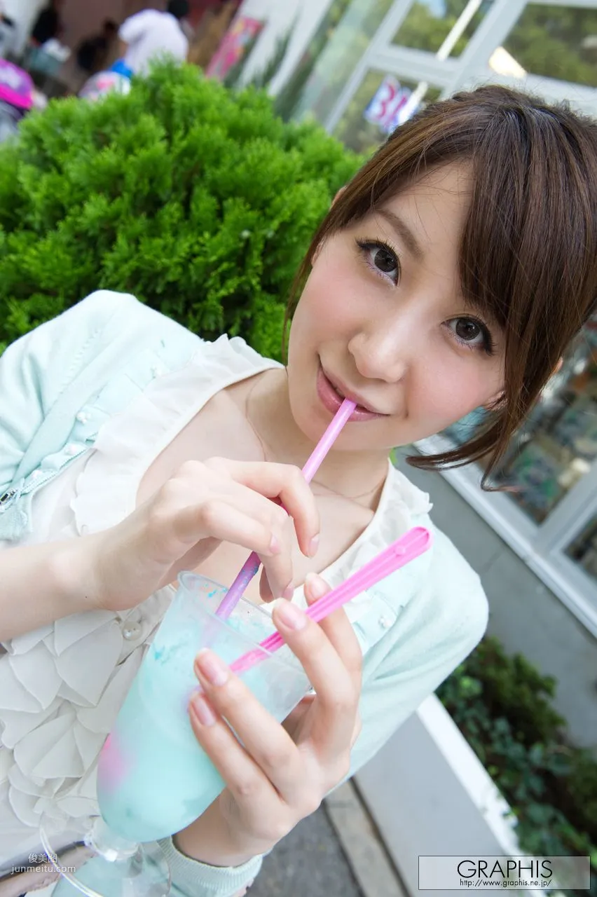 Chibana Meisa [Graphis] First Gravure, First Stripping Girl Photo Set photo 6