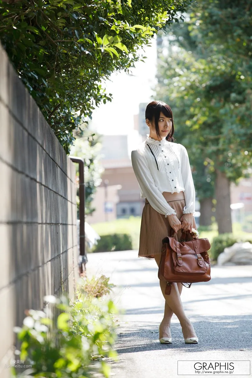 由愛可奈《Further Growth》》 [Graphis] Special Contents 寫真集 9