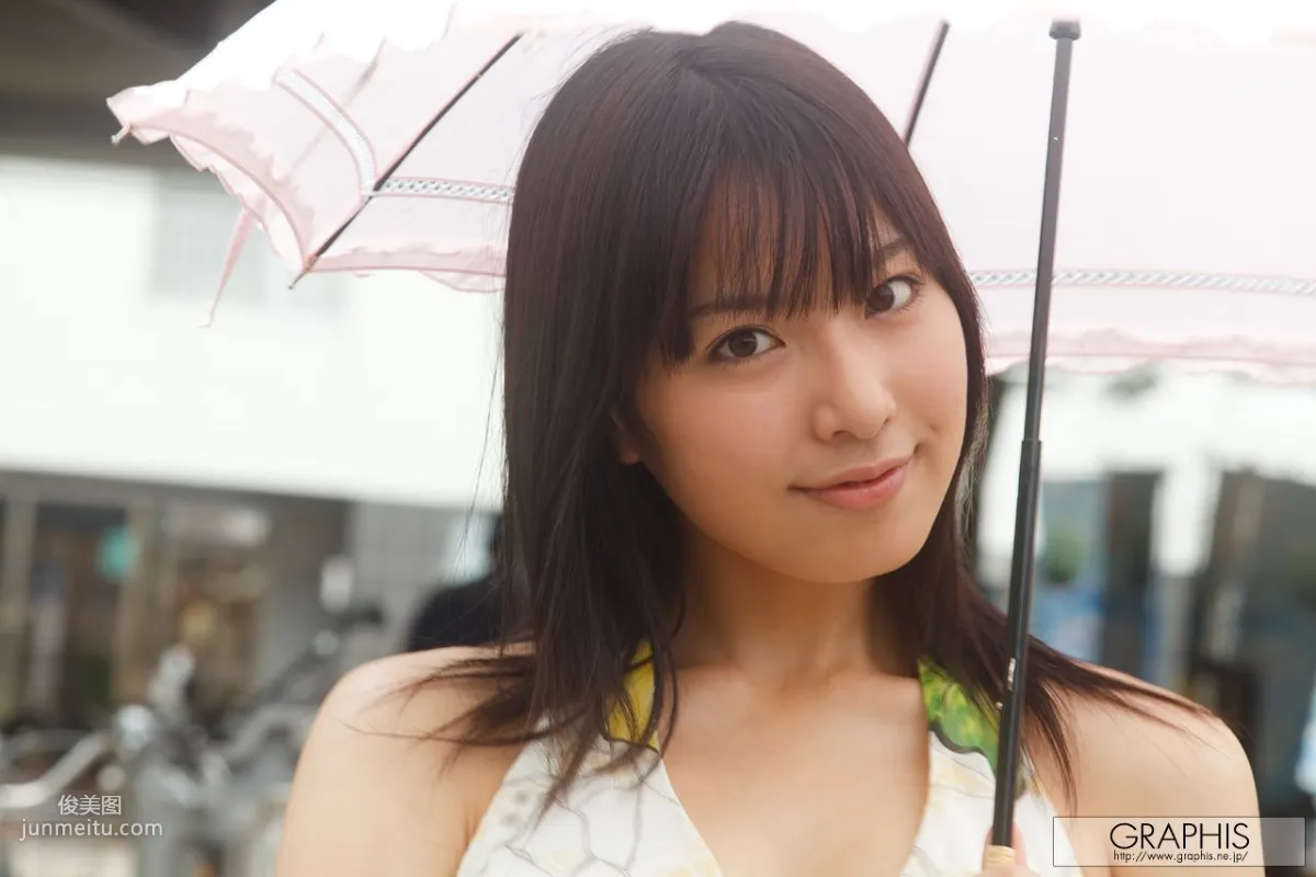 由爱可奈《The More Radical》 [Graphis] Gals 写真集6