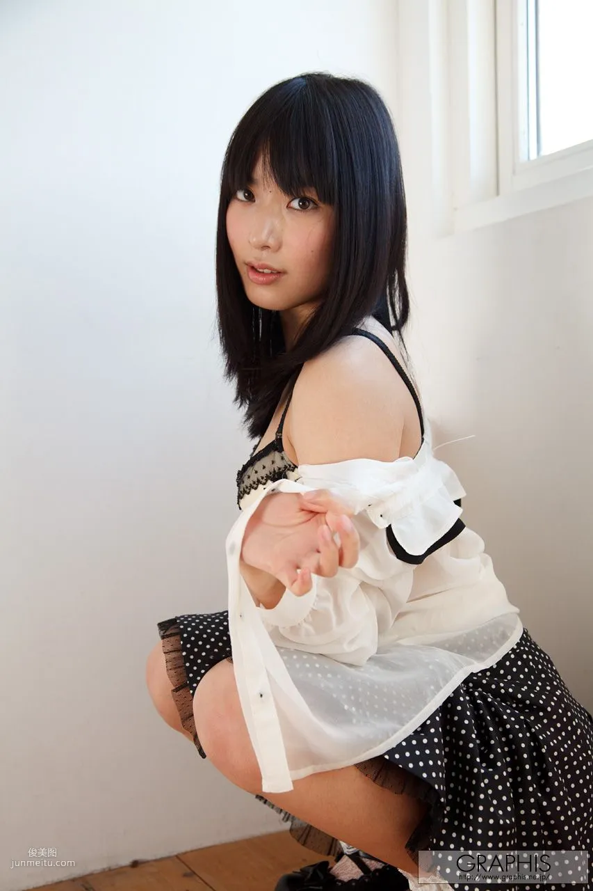 由爱可奈《Never Change》 [Graphis] Gals 写真集8