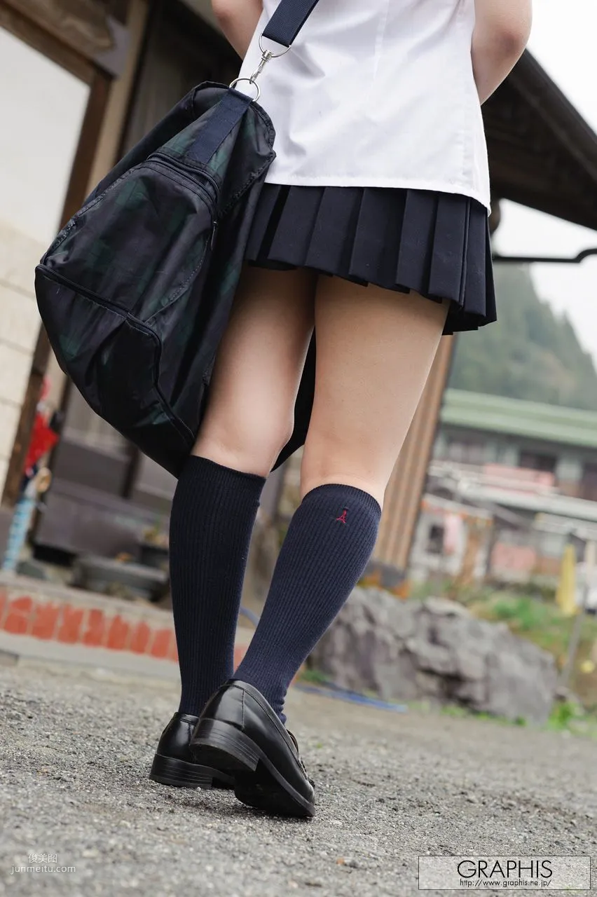 佳苗るか《Another World》 [Graphis] Gals 寫真集 4