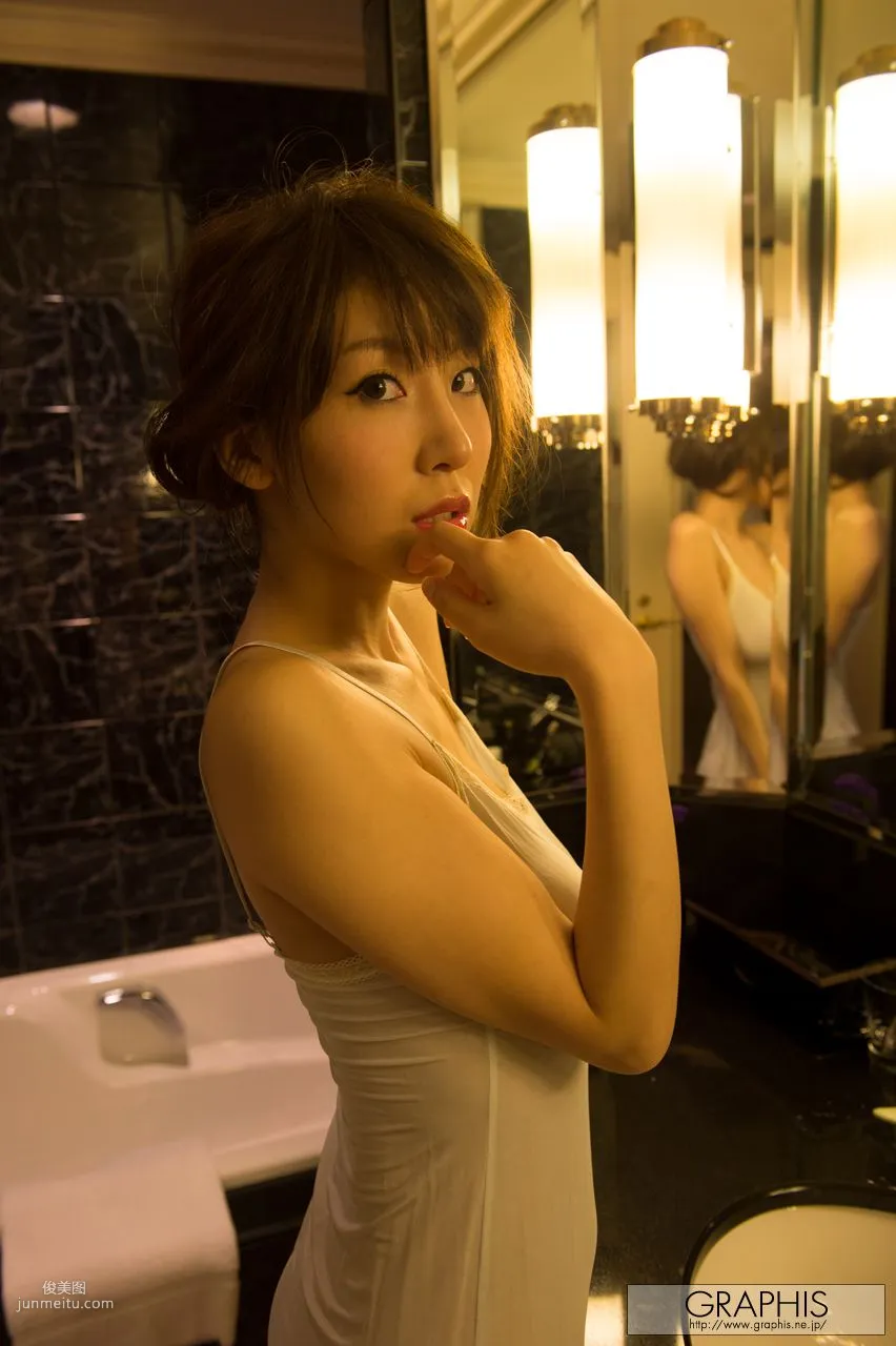 Chibana Meisa [Graphis] First Gravure, First Stripping Girl Photo Set photo 62