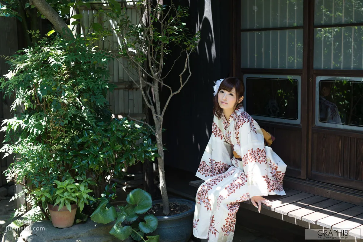 立花陽未《We Rise》 [Graphis] Gals 寫真集 1