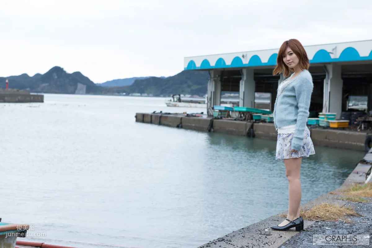 Rina Katou [Graphis] Special Girls Gravure Photo Set photo 26