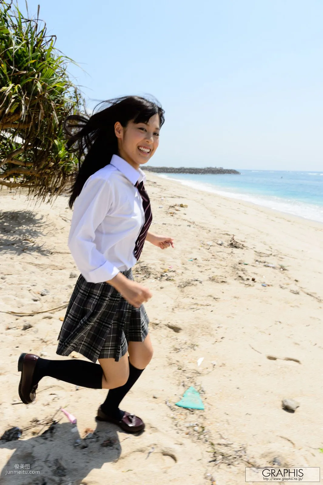 Mayu Sato: Graphis First Gravure photo 25